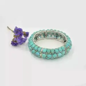 Vista Blue Bella The Turquoise Sophistication Stretch Bracelet - Turquoise Vista Blue Bella The Turquoise Sophistication Stretch Bracelet - Turquoise