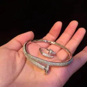 Vista Nuts About Her Bracelet And Ring Set - SIlver Vista Nuts About Her Bracelet And Ring Set - SIlver