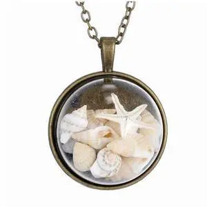 Vista BEACH GIRL Sea Shells In Glass Locket Pendant Necklace - Rose Gold Vista BEACH GIRL Sea Shells In Glass Locket Pendant Necklace - Rose Gold