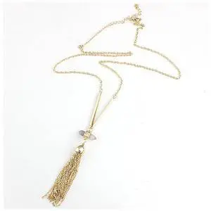 Vista Violeta Necklace With Crystal Pendant And Trendy Tassels - Gold Vista Violeta Necklace With Crystal Pendant And Trendy Tassels - Gold