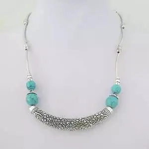 Vista Luna The Crescent Moon Turquoise Necklace - Turquoise Vista Luna The Crescent Moon Turquoise Necklace - Turquoise