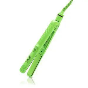 ISO Beauty Turbo Silk 1" Titanium-Plated Single Pass Flat Iron - Green ISO Beauty Turbo Silk 1" Titanium-Plated Single Pass Flat Iron - Green