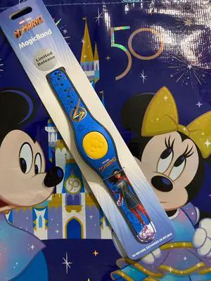 Disney Parks Ms Marvel Super Hero Limited Release Magic Band 2 - Link it Later