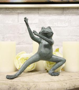 Ebros Gift Verdi Green Aluminum Metal Whimsical Tai Chi Kung Fu Frog Garden Statue Zen Feng Shui Martial Arts Frogs Home Garden Patio Pool Decorative Sculpture (Horse Stance)