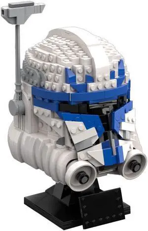 ZITIANYOUBUILD Captain's Helmet Bust Model 891 Pieces Building Toys Set Building Set MOC