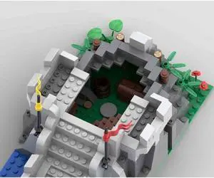ZITIANYOUBUILD MOC-113035 A Medieval Tower Castle Model with a Bridge Modular Buiding 668 Parts