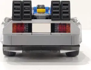 ZITIANYOUBUILD MOC-108607 Time Machine Time Travel Device from Movie Building Toys 389 Parts