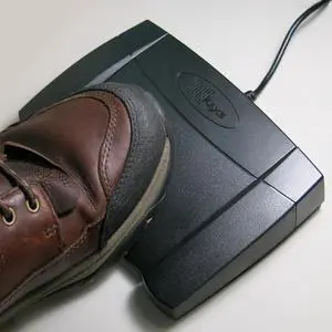 X-keys USB Foot Pedal for Playback Control (XK-3 Rear hinged)
