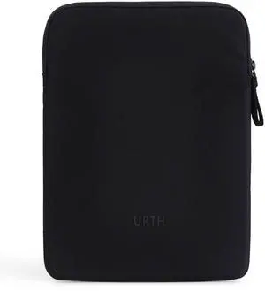 Urth Naos Laptop Sleeve - 13-14 Inch Padded, Water Resistant, Recycled Laptop Case Compatible with MacBook Air/Pro in Black
