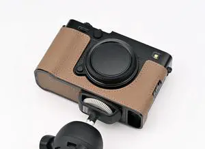 Handmade Genuine Leather Camera Half Case for FUJIFILM X-E5/FUJIFILM X-E5 Camera Case - Top Layer Cowhide Body + Metal Base Plate (Brown)