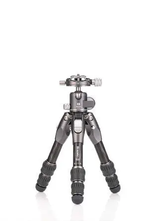 Benro Tortoise Columnless Carbon Fiber Zero Series Tripod with GX25 Ballhead, 3 Leg Sections, Twist Leg Locks, Padded Carrying Case (TTOR03CGX25) Benro Tortoise Columnless Carbon Fiber Zero Series Tripod with GX25 Ballhead, 3 Leg Sections, Twist Leg Locks, Padded Carrying Case (TTOR03CGX25)