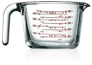 NutriChef High Borosilicate Glass Measuring Cup with Customized Decal Scale, 500 ml, Safe to Use in Microwave and Freezer, Oven and Dishwasher Safe