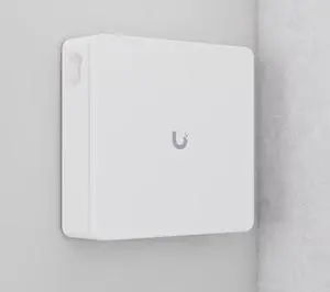 Ubiquiti Enterprise Access Hub (EAH-8)