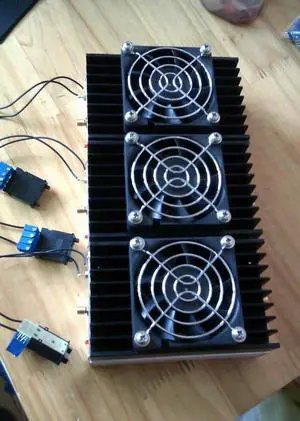 136-174MHz 5-30W VHF RF Ham Radio Power Amplifier For Interphone Talkie FSK