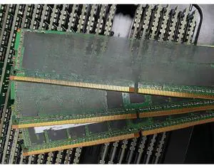 FOR 1Pcs MTA36ASF2G72PZ-2G1A2IG For 16G 16GB 2RX4 RECC DDR4 2133 Memory