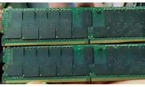 FOR 1Pcs For MTA36ASF4G72PZ-2G1A1IG/2G1A1IK 32G 32GB 2RX4 DDR4 2133 ECC REG Memory