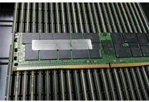 FOR 1PC 1Pcs MTA72ASS8G72LZ-2G3 FOR 1PC 64G 64GB DDR4-2400 4DRX4 DDR4 2400 LRDIMM Server Memory
