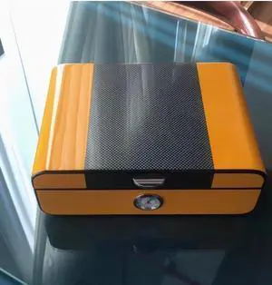 LCDH 30-50 pieces pack, Yellow piano-polished lacquercigar bax Moisture-proof
fboc Artistic decoratve item,.Professional customization.