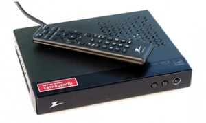 Zenith DTT901 Digital TV Tuner Converter Box with Analog Pass-Through Zenith DTT901 Digital TV Tuner Converter Box with Analog Pass-Through