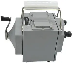 ZC25-4 Insulation Resistance Tester 1000V Tramegger Electrician Megohmmeter Hand Crank Tramegger