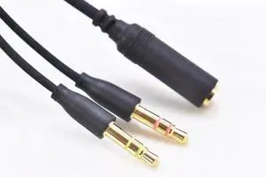 1.5M for Ra-zer 3.5mm audio one minute two headphones with microphone to computer audio adapter
