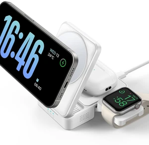 Palm-Sized 3-in-1 Foldable Charging Station for Apple MagSafe Palm-Sized 3-in-1 Foldable Charging Station for Apple MagSafe
