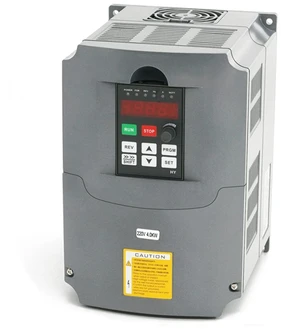 VFD Digital Phase Convertor 4kW 5HP 220V Single to 3 Phase VFD Digital Phase Convertor 4kW 5HP 220V Single to 3 Phase