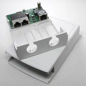 DSLRKIT 1 to 2 Gigabit PoE Extender Cascade Repeater Outdoor Rainproof 3-Port PoE Switch