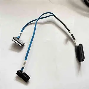 Applicable to 5R8NR 05R8NR R210II SAS hard disk SAS controller card controller cable,
