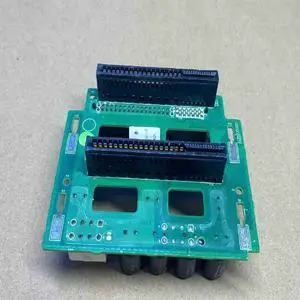 0K501P Applicable to T320 T420 T520 server power backplane distribution board power module K501P 0K501P Applicable to T320 T420 T520 server power backplane distribution board power module K501P