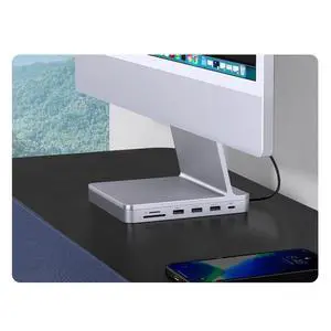 USB C Hub 7 in 1 Docking Station to Gigabit LAN 3 Port USB Card Reader for 2021 IM Accessories USB C Hub 7 in 1 Docking Station to Gigabit LAN 3 Port USB Card Reader for 2021 IM Accessories