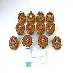 Silver plated 9 pin glue laminated socket, suitable for 12AX7 6N4 6N11 6N3 6N1 12AU7 Silver plated 9 pin glue laminated socket, suitable for 12AX7 6N4 6N11 6N3 6N1 12AU7