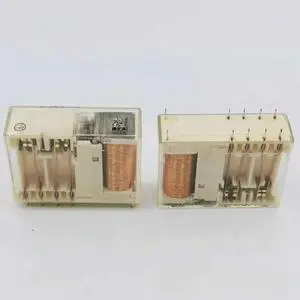 1 relay: OA 5611.52/2533L1/61 24V 10-pin safety relay 1 relay: OA 5611.52/2533L1/61 24V 10-pin safety relay