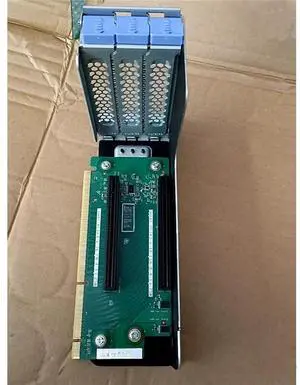 For x3650 M5 00FK628 Riser GPU 1x PCIe x16 (x16 lanes) 75W 1x PCIe x16 (x8 lanes) For x3650 M5 00FK628 Riser GPU 1x PCIe x16 (x16 lanes) 75W 1x PCIe x16 (x8 lanes)