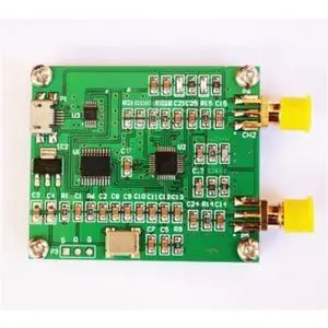 New USB RF signal generator with frequency sweep function RF generator 140MHz~4.4GHz New USB RF signal generator with frequency sweep function RF generator 140MHz~4.4GHz