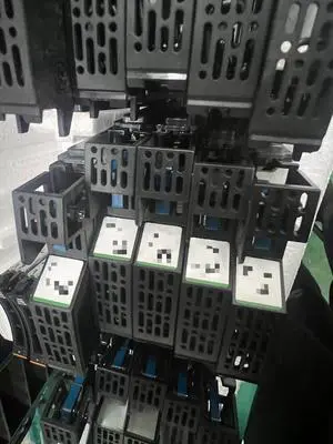 Suitable for 5541894-A R5C-J600SS hard disk rack Suitable for 5541894-A R5C-J600SS hard disk rack