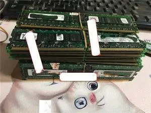 Suitable for 5121R*4 PC2-3200R 73P2869 38L5091 server memory Suitable for 5121R*4 PC2-3200R 73P2869 38L5091 server memory