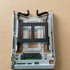 Brackets for Z440, Z620, 640, Z820, 840, and Z8G4 motherboards, supporting 2.5-inch to 3.5-inch SSDs, models 668261-001 and 668261-002. Brackets for Z440, Z620, 640, Z820, 840, and Z8G4 motherboards, supporting 2.5-inch to 3.5-inch SSDs, models 668261-001 and 668261-002.