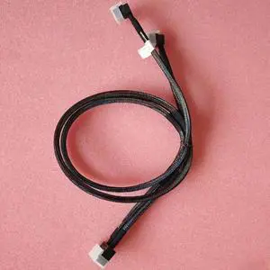 Cables suitable for R740 16-bay servers: H730P, H740P, 129TR, 0129TR, CN-0129TR Cables suitable for R740 16-bay servers: H730P, H740P, 129TR, 0129TR, CN-0129TR