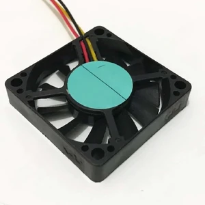 D05X-12TL 08B DC 12V 0.6A 50X50X10mm Three-wire cooling fan D05X-12TL 08B DC 12V 0.6A 50X50X10mm Three-wire cooling fan