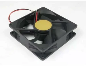 AD0912US-A71GL DC 12V 0.39A 90X90X25mm Cooling Fan AD0912US-A71GL DC 12V 0.39A 90X90X25mm Cooling Fan