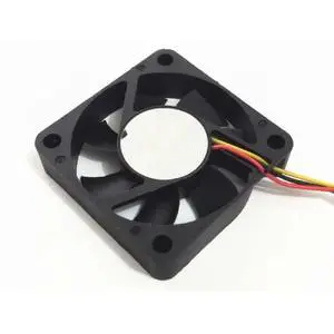 YW04510012BH DC 12V 0.14A 45x45x10mm Three-line server cooling fan YW04510012BH DC 12V 0.14A 45x45x10mm Three-line server cooling fan