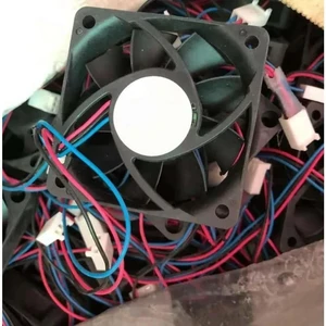 Electronic AFB0605HC 8T08 DC 5V 0.40A 60x60x15mm Three-wire cooling fan Electronic AFB0605HC 8T08 DC 5V 0.40A 60x60x15mm Three-wire cooling fan