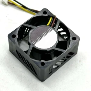 U30R12MS1Z5-52 Z99 DC 12V 0.05A 30x30x15mm Server Cooling Fan U30R12MS1Z5-52 Z99 DC 12V 0.05A 30x30x15mm Server Cooling Fan
