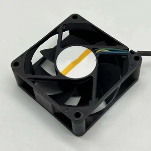 FD127025EB DC 12V 0.55A 70x70x25mm Four-wire Server Cooling Fan FD127025EB DC 12V 0.55A 70x70x25mm Four-wire Server Cooling Fan