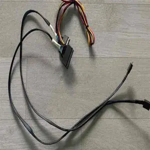 Suitable for CBL-T-1011 Oculink data cable data cable U.2 data cable large 4PIN Suitable for CBL-T-1011 Oculink data cable data cable U.2 data cable large 4PIN