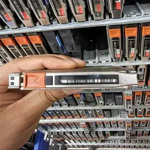 Suitable for 005051195 200G SSD 2.5 inches 12G V6-2S6F-200