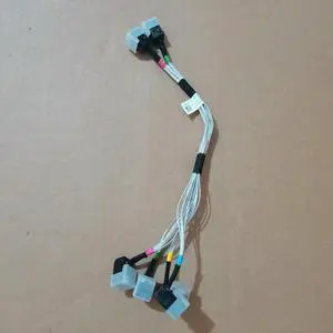 For 2 SFF8643 to 4SFF8643 Data Cable JHH24