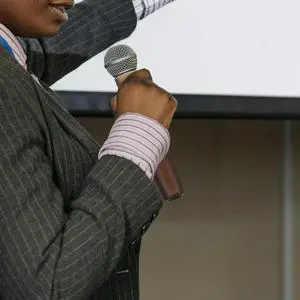 20pcs Paint Bottle Caps Airbrush Bottle Nozzle Cap Replacement Plastic Fitting For Airbrush Jar Portable Durable Parts Art