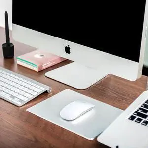 Computer Game Mouse Pad Smooth Gaming Aluminium Mouse Pad Fast and Accurate Control with Non-slip Rubber Base for PC Computer Laptop